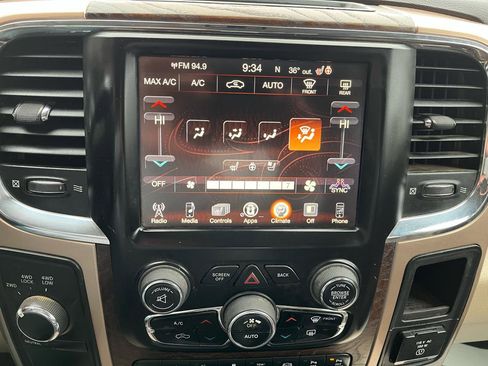 Used 2016 RAM 2500 Longhorn w/ Convenience Group image 17