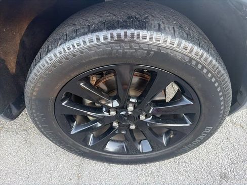 Used 2017 Jeep Grand Cherokee Altitude RWD image 33