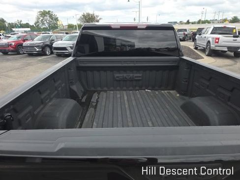 Used 2022 GMC Sierra 1500 Elevation w/ X31 Off-Road Package AWD/4WD image 33