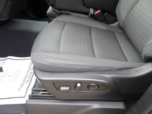 Certified 2022 Chevrolet Silverado 1500 Custom image 9