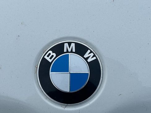 Used 2020 BMW 330i Sedan w/ Convenience Package image 9