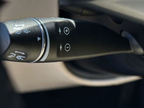 Used 2017 Tesla Model X 90D image 28