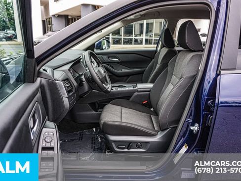 Used 2026 Nissan Rogue SV FWD image 18