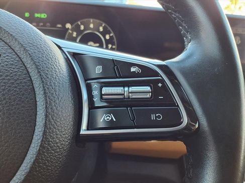 Used 2024 Kia Seltos EX image 28