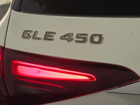 Used 2024 Mercedes-Benz GLE 450 4MATIC image 31