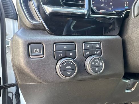 Used 2024 Chevrolet Silverado 2500 LT w/ Convenience Package AWD/4WD image 31