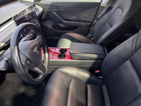 Used 2019 Tesla Model 3 Standard Range Plus image 14