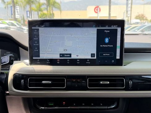 Used 2023 Lincoln Nautilus FWD image 24