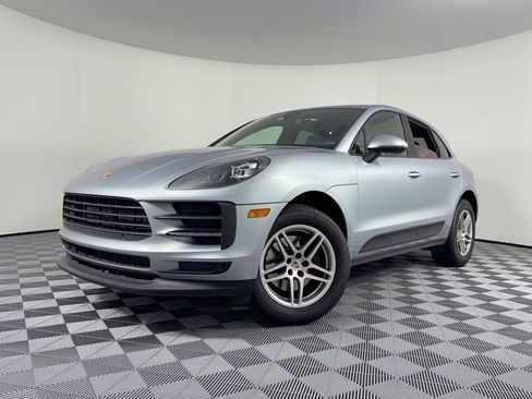 Used 2020 Porsche Macan AWD/4WD image 1