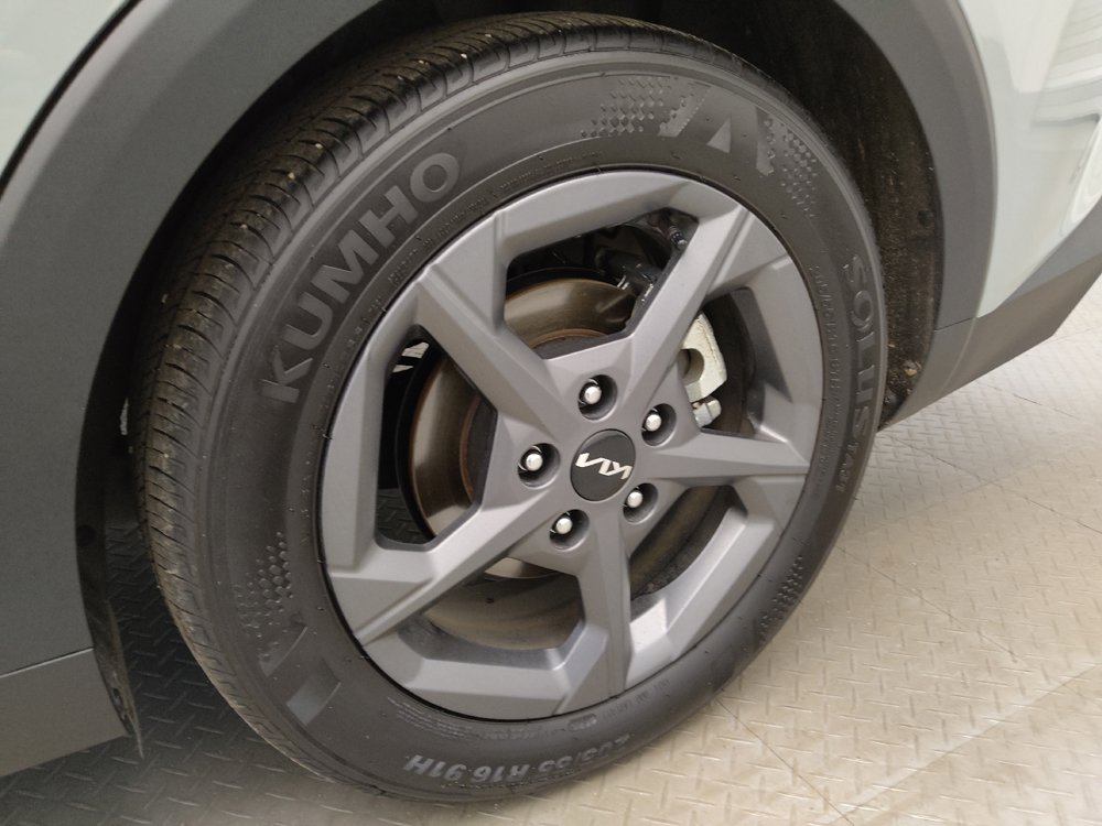 Used 2025 Kia K4 FWD image 31