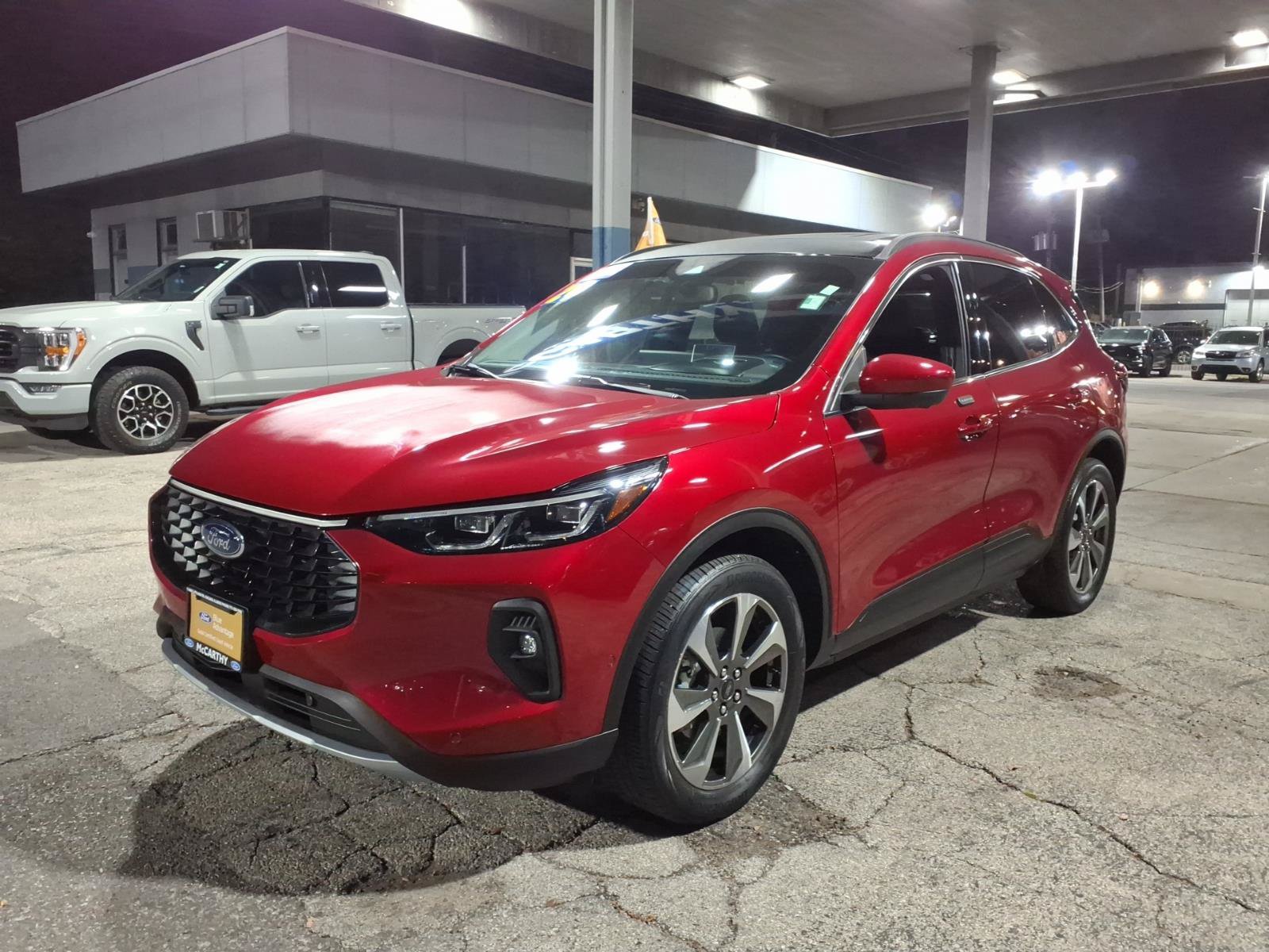 Certified 2024 Ford Escape Platinum w/ Premium Technology Package AWD/4WD image 7