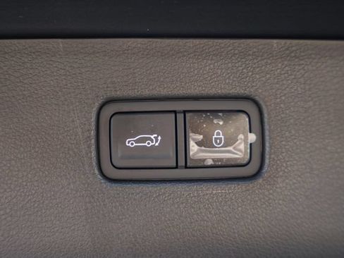 Used 2024 Genesis GV80 3.5T w/ Prestige Package AWD/4WD image 11