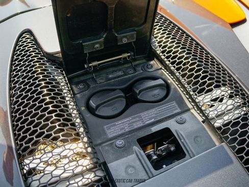 Used 2019 McLaren 570S Spider image 91