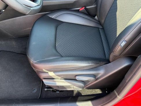 New 2026 Jeep Compass Latitude image 10