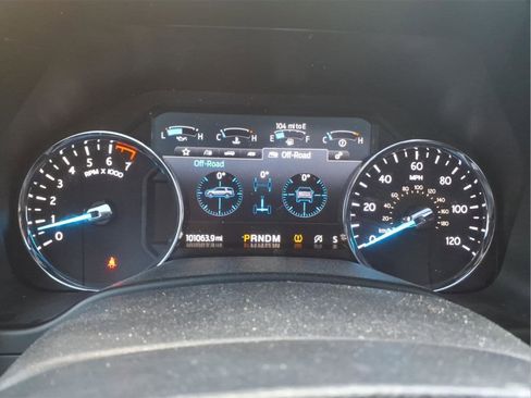 Used 2021 Ford Expedition XLT image 21