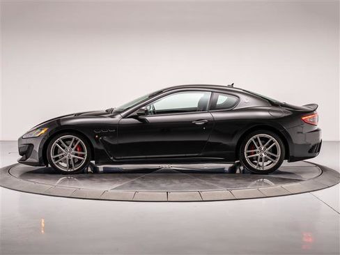 Used 2014 Maserati GranTurismo MC RWD image 2