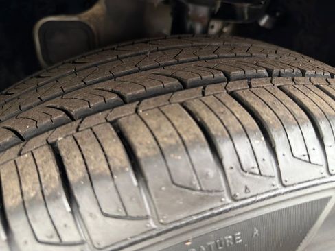 Used 2019 Hyundai Santa Fe SEL image 30