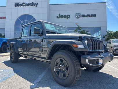 New 2025 Jeep Gladiator Sport