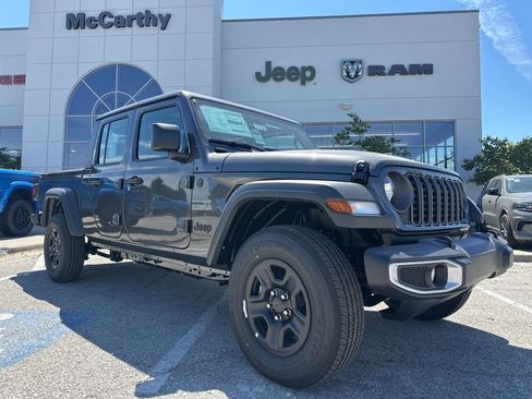New 2025 Jeep Gladiator Sport image 1