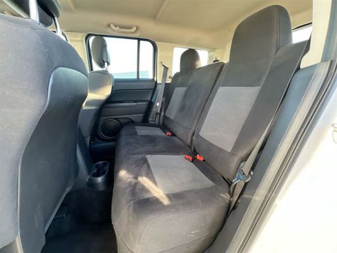 Used 2015 Jeep Patriot Sport w/ Power Value Group image 19