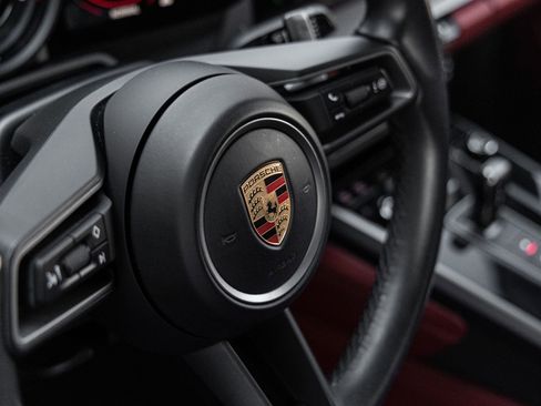 Certified 2022 Porsche 911 Carrera image 20