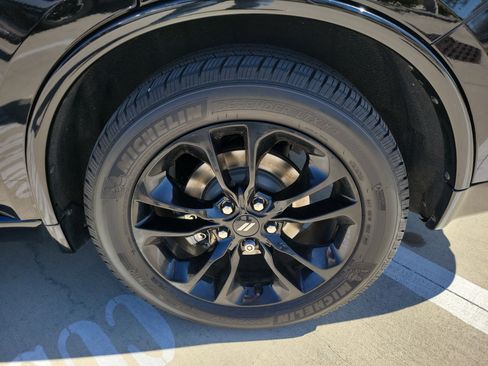 Used 2020 Dodge Durango R/T w/ Technology Group image 34