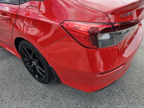 Used 2022 Honda Civic Sport image 14