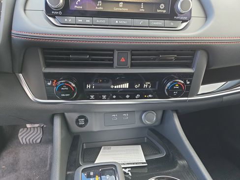 New 2026 Nissan Rogue Rock Creek image 30