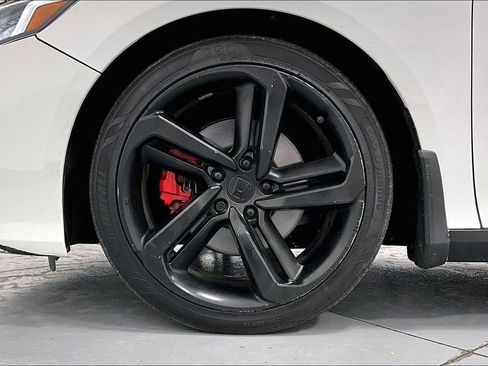 Used 2020 Honda Accord Sport image 11