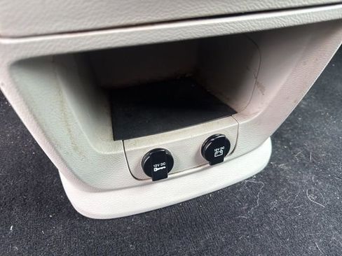 Used 2017 Dodge Grand Caravan SE w/ Power Window Group FWD image 17