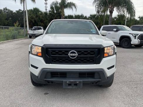 Used 2022 Nissan Frontier SV RWD image 17