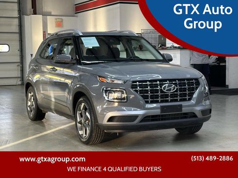 Used 2022 Hyundai Venue SEL w/ Cargo Package image 1