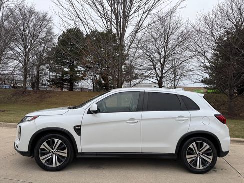 Used 2021 Mitsubishi Outlander Sport FWD image 12