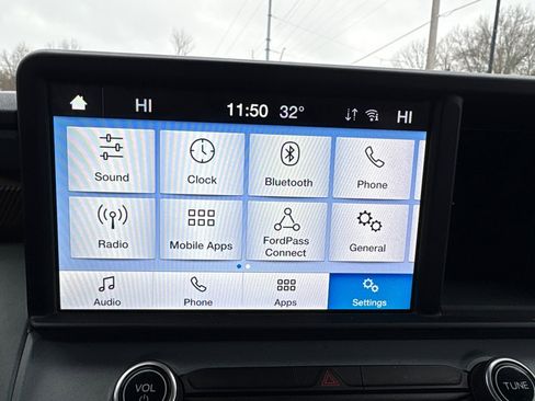 Used 2022 Ford Maverick Lariat w/ Equipment Group 500A Standard image 14