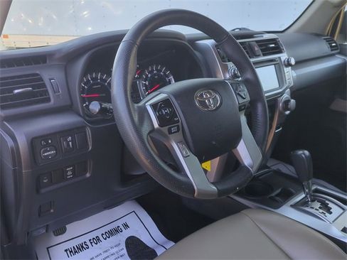 Used 2018 Toyota 4Runner SR5 image 20