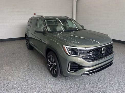 New 2026 Volkswagen Atlas SEL Premium R-Line AWD/4WD image 7