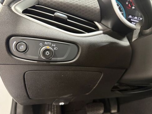 Used 2024 Chevrolet Malibu LT image 36