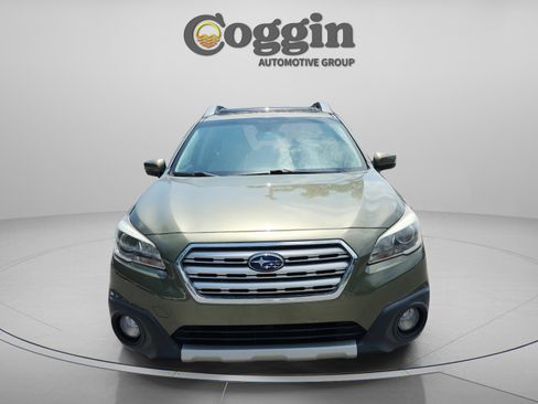 Used 2017 Subaru Outback 2.5i Limited AWD/4WD image 8
