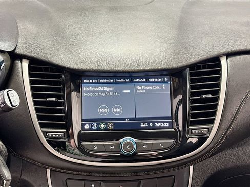 Used 2019 Chevrolet Trax LT FWD image 15