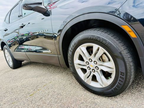 Used 2019 Chevrolet Blazer LT FWD image 13
