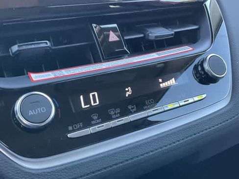 Used 2026 Toyota Corolla Cross LE image 23