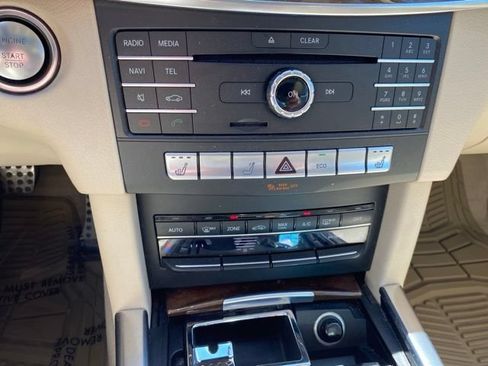 Used 2016 Mercedes-Benz E 350 4MATIC Wagon image 21