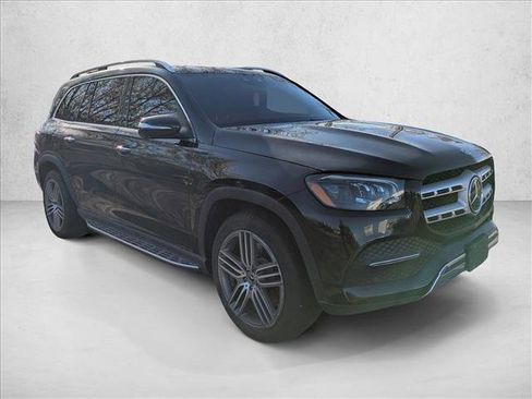 Used 2022 Mercedes-Benz GLS 450 4MATIC image 3