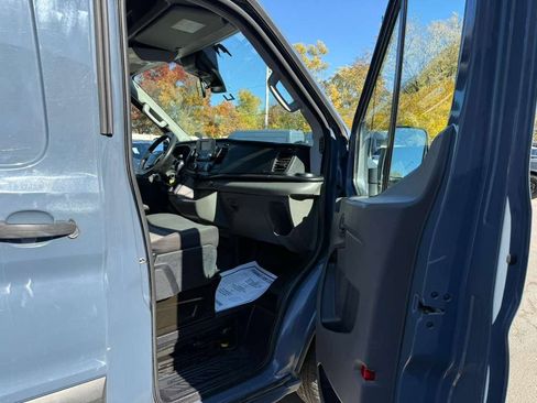 Used 2020 Ford Transit 250 148 High Roof Extended image 21