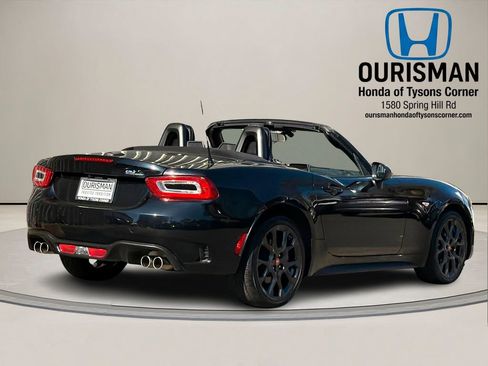 Used 2017 FIAT 124 Spider Abarth RWD image 3