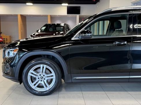 Used 2023 Mercedes-Benz GLB 250 4MATIC image 8