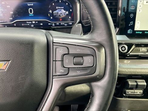 Used 2024 Chevrolet Silverado 1500 High Country image 15