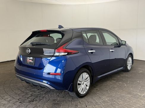 Used 2025 Nissan Leaf S FWD image 9