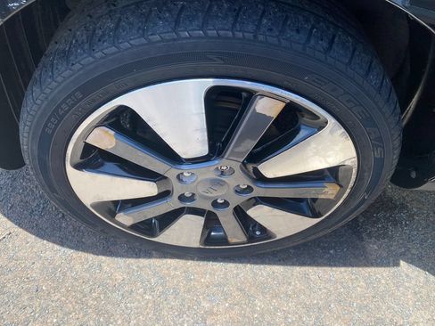 Used 2014 Kia Soul ! w/ Sun & Sound Package FWD image 27