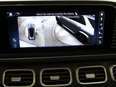 Used 2024 Mercedes-Benz GLE 450 4MATIC w/ AMG Line Exterior image 27